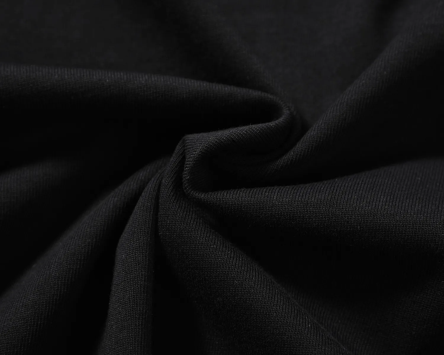 《 Quality》 MM 6 Same Style T 2024 New Arrival 260 Versatile ：Black White Sizes： S M L XL XXL